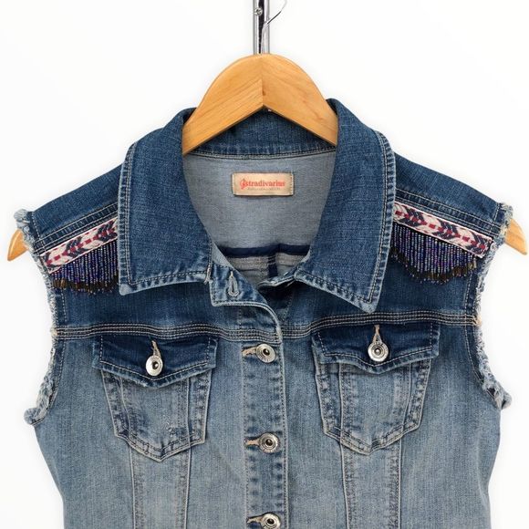 Stradivarius Denim Sleeveless Jacket Vest Embroidered Beaded Trim size Large - Picture 2 of 10